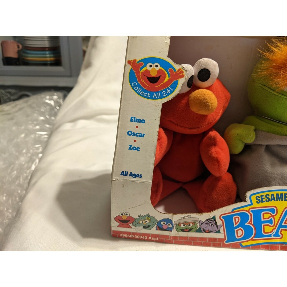Vintage Tyco Sesame Street Beans Elmo Oscar And Zoe NIB - Picture 2 of 7